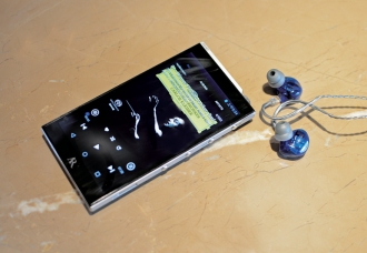 Acoustic Research AR-M2