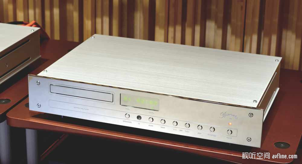 大厂风范 高贵品质:Burmester 102 CD播放器、101合并功放与PMC twenty5.24i落地音箱©视听前线