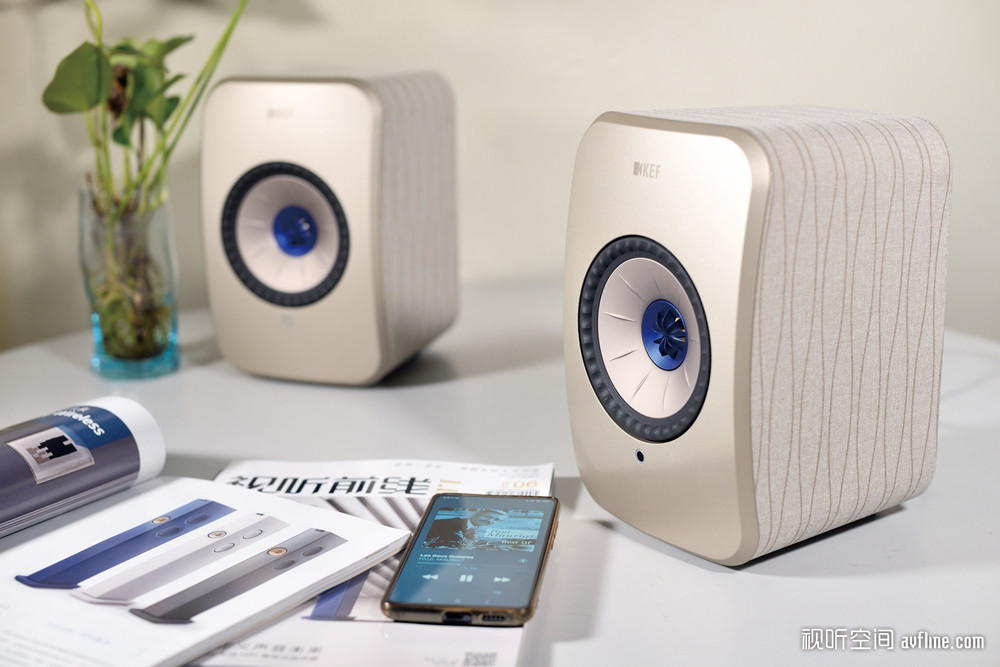 桌面音箱的新标杆 完胜前代的小钢炮:试玩 KEF LSX II 无线桌面音箱©视听前线