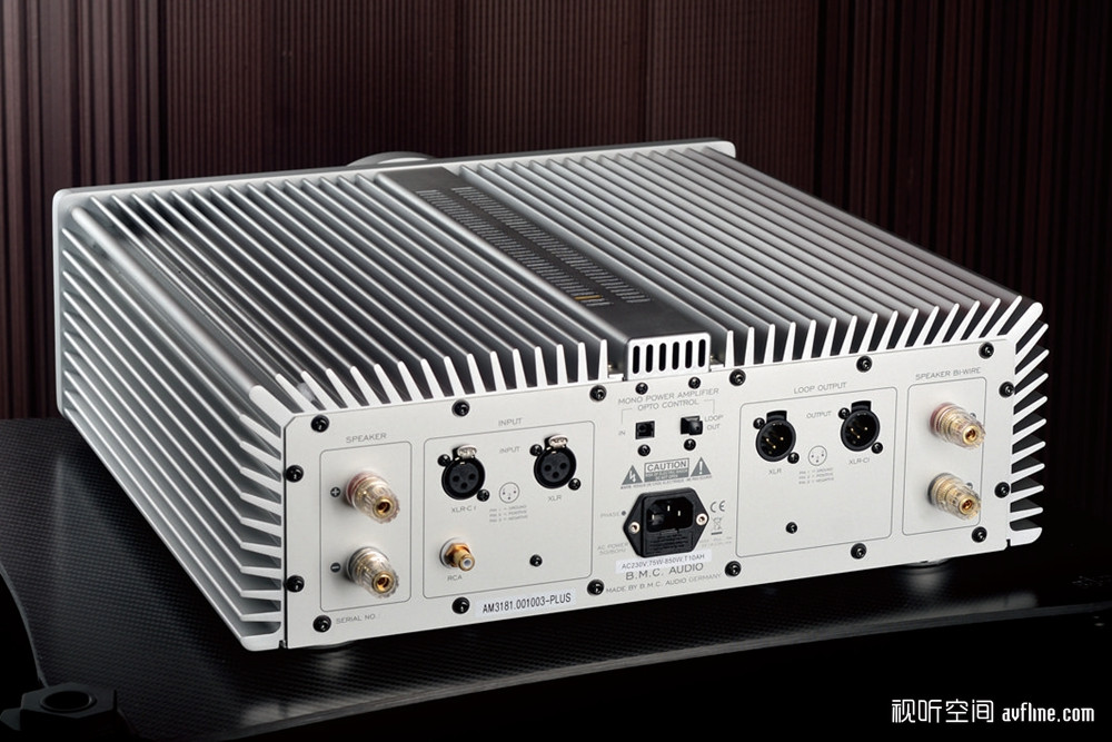 领略德国音响文化的精髓:B.M.C. Audio DAC1 解码前级、 M3 单声道后级©视听前线
