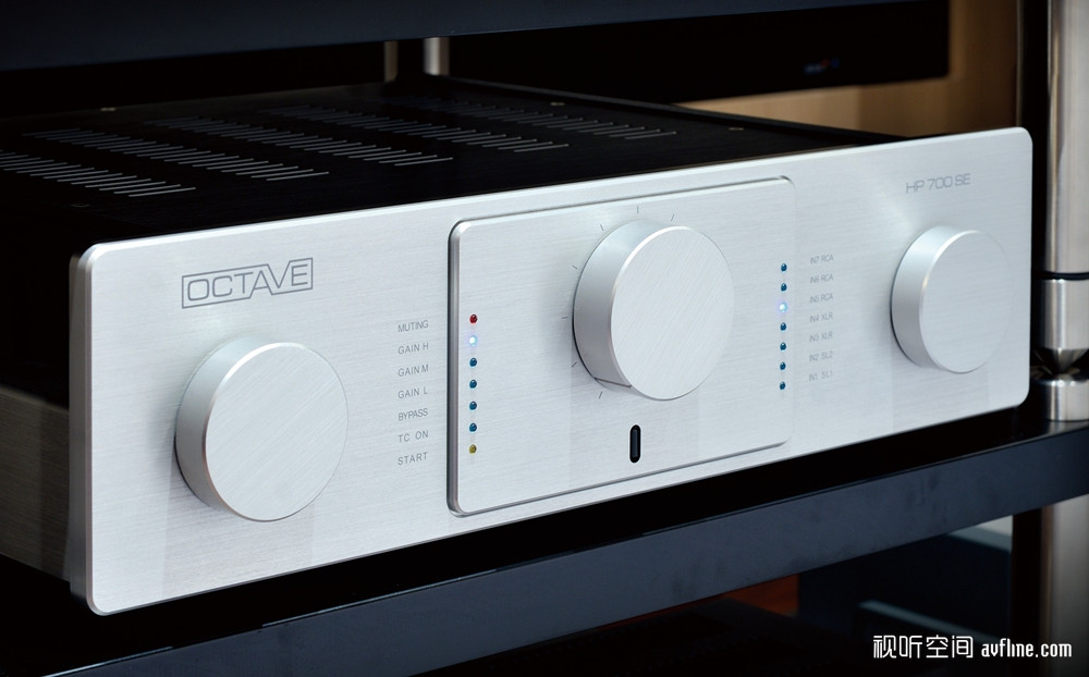 最佳搭档2.0!OCTAVE HP700SE / MRE220 电子管前后级 + PMC MB2SE 大型书架式音箱©视听前线