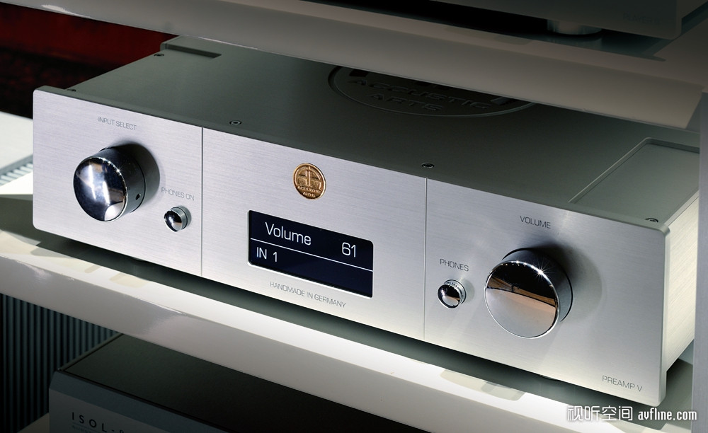 端庄优雅,镇定自若体验:ACCUSTIC ARTS PREAMP V / MONO VI 前后级放大器©视听前线